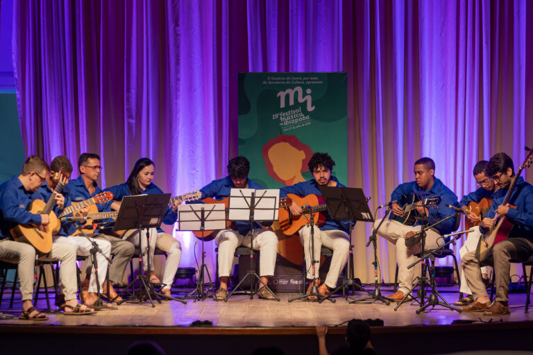 Camerata de Violões Ágio Moreira se apresenta no 19º Festival Mi