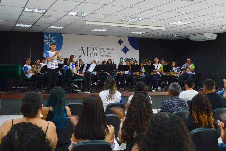 Intercâmbio de saberes: Vila da Música recebe Escola de Música José Ózimo Silva Câmara Filho