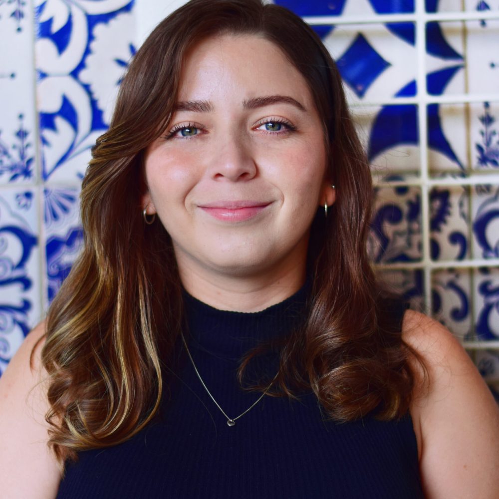 DÉBORA Cassio Simioni