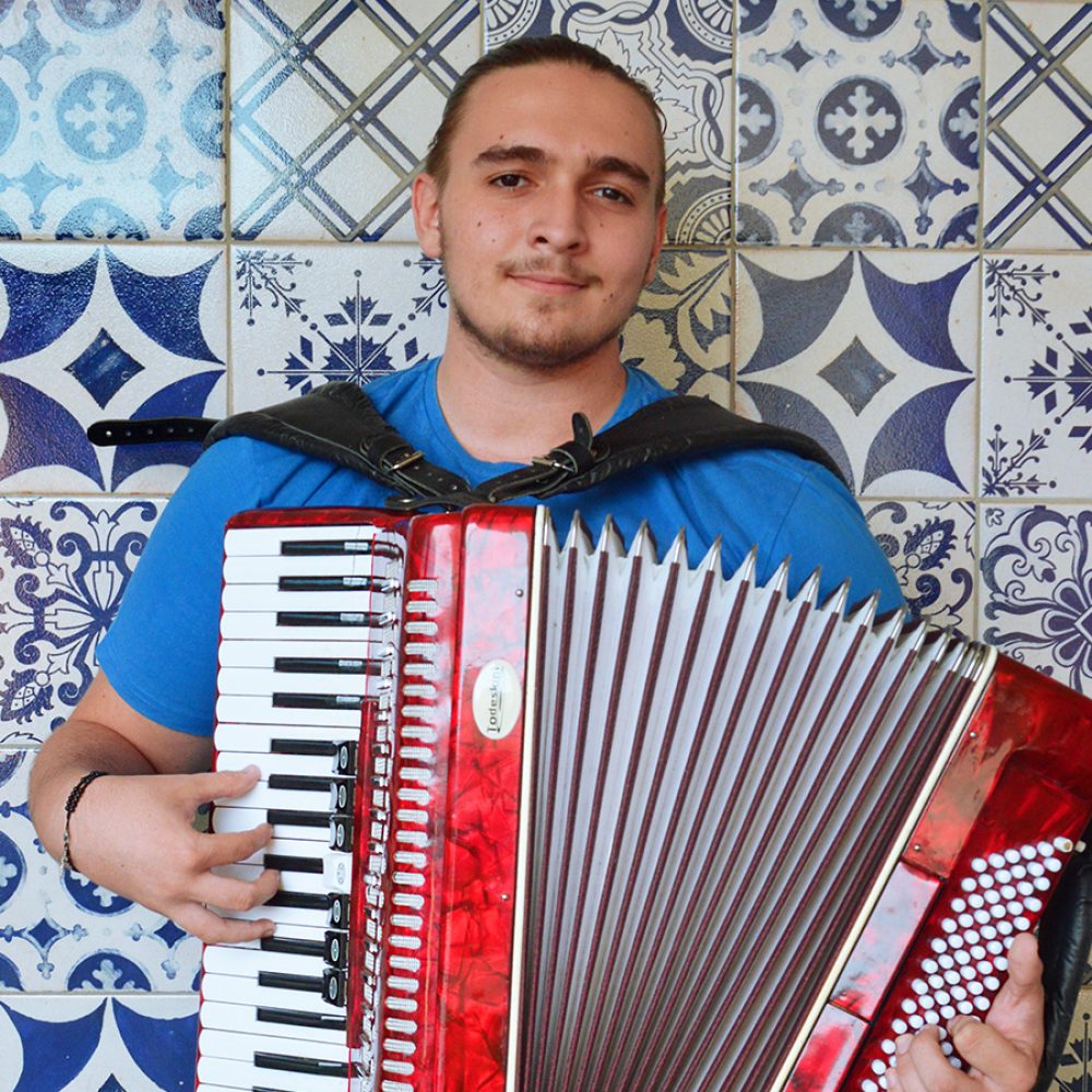 JOÃO